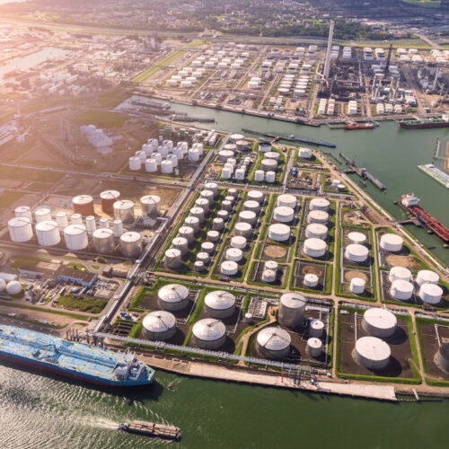 Oil and gas refinery Benelux